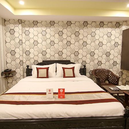 Oyo 9207 Chakri Guest House Вишакхапатнам Экстерьер фото