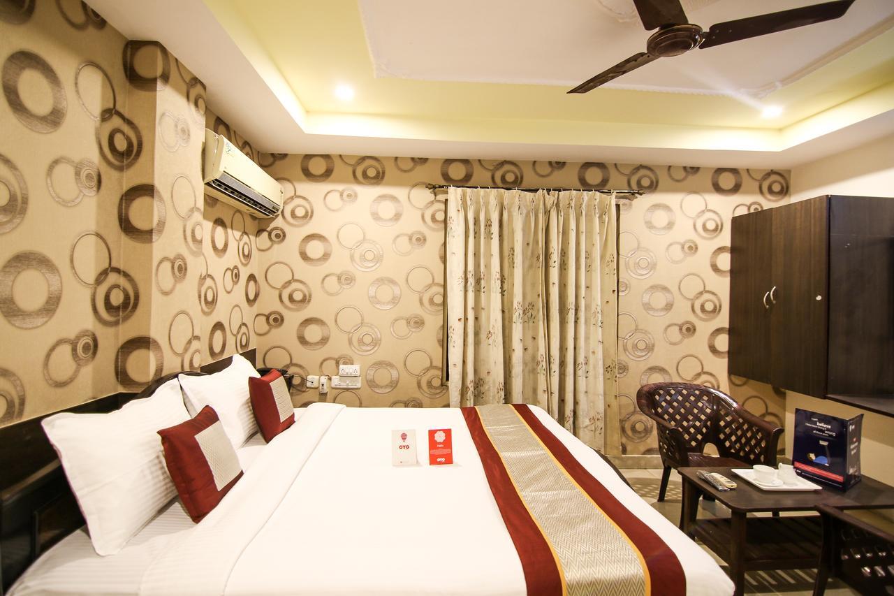 Oyo 9207 Chakri Guest House Вишакхапатнам Экстерьер фото